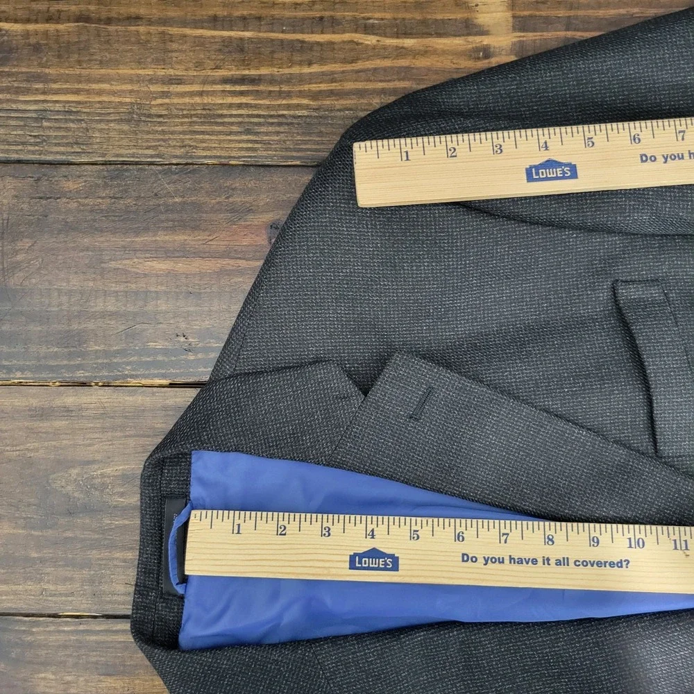 Chaps Men's Sport Coat Blazer Two Button Charcoal‎ Black Poly Blend Size 44R